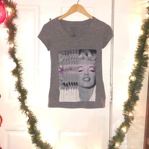 Grey Marilyn Monroe T-shirt